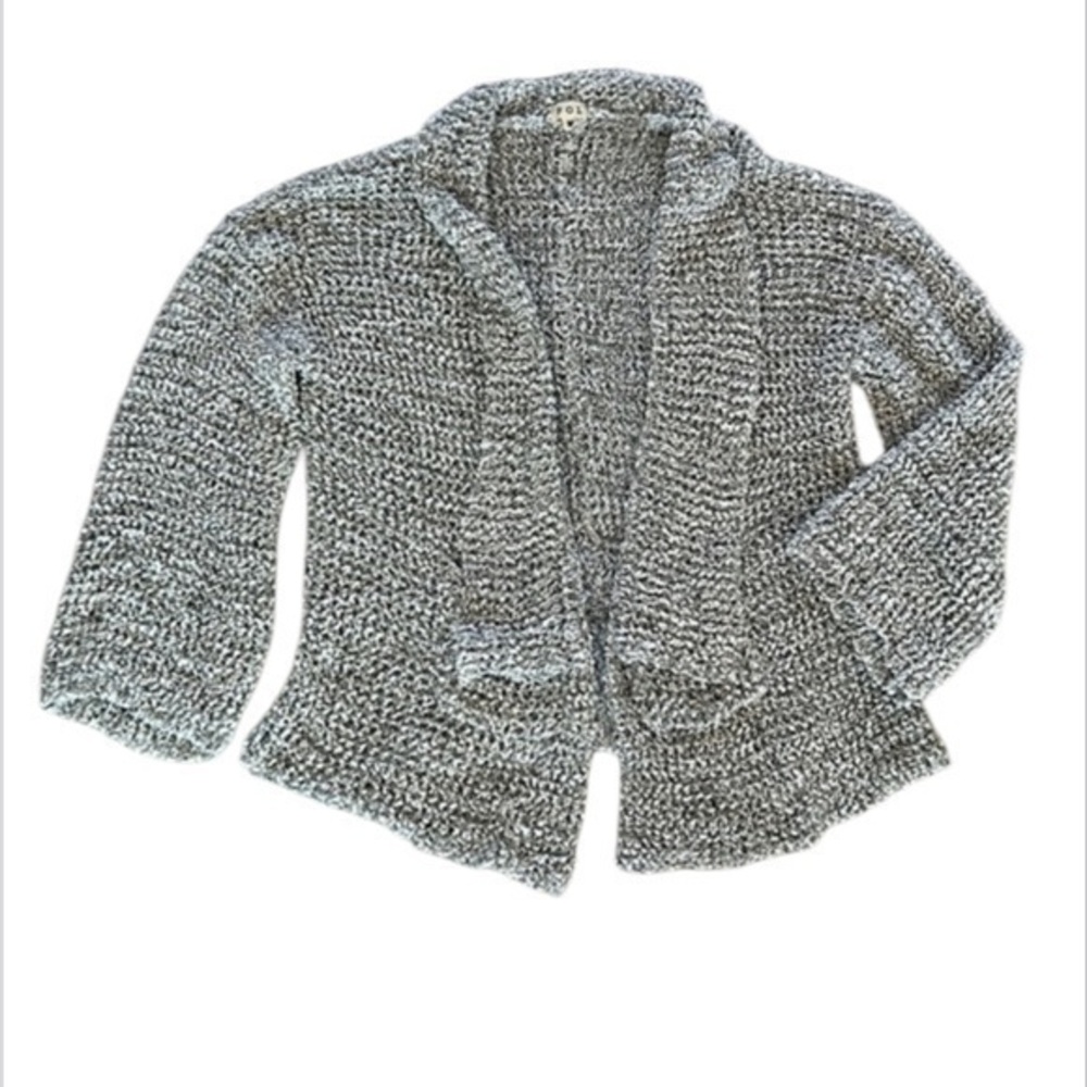 POL size medium gray open front cardigan sweater with pockets